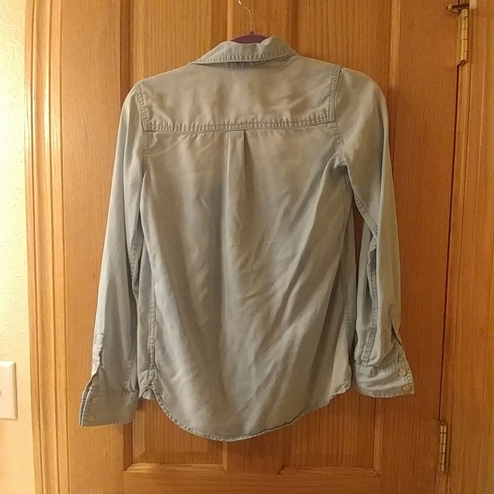 Button up top - Picture 2 of 2
